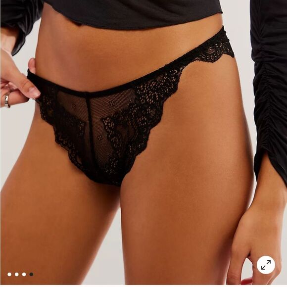 Free People x Only Hearts So Fine Lace Thong Black Lace Panties Medium Large - Picture 1 of 7